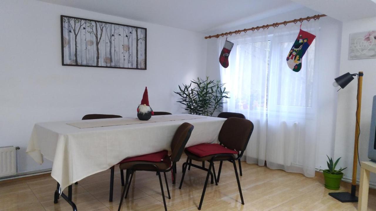 מלון בוסטאני Casa Zura מראה חיצוני תמונה